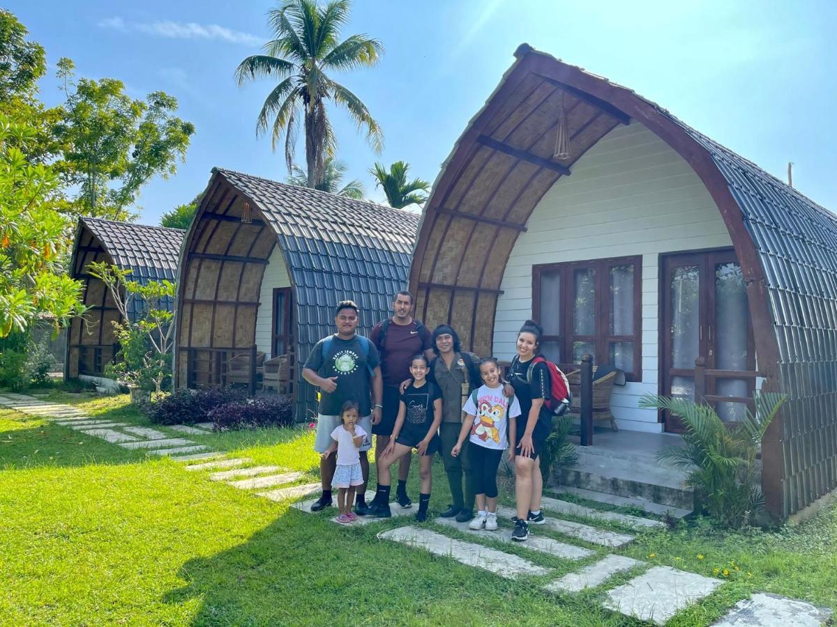 Gino'S Place - Guest House & Jungle Trekking Bukit Lawang Εξωτερικό φωτογραφία