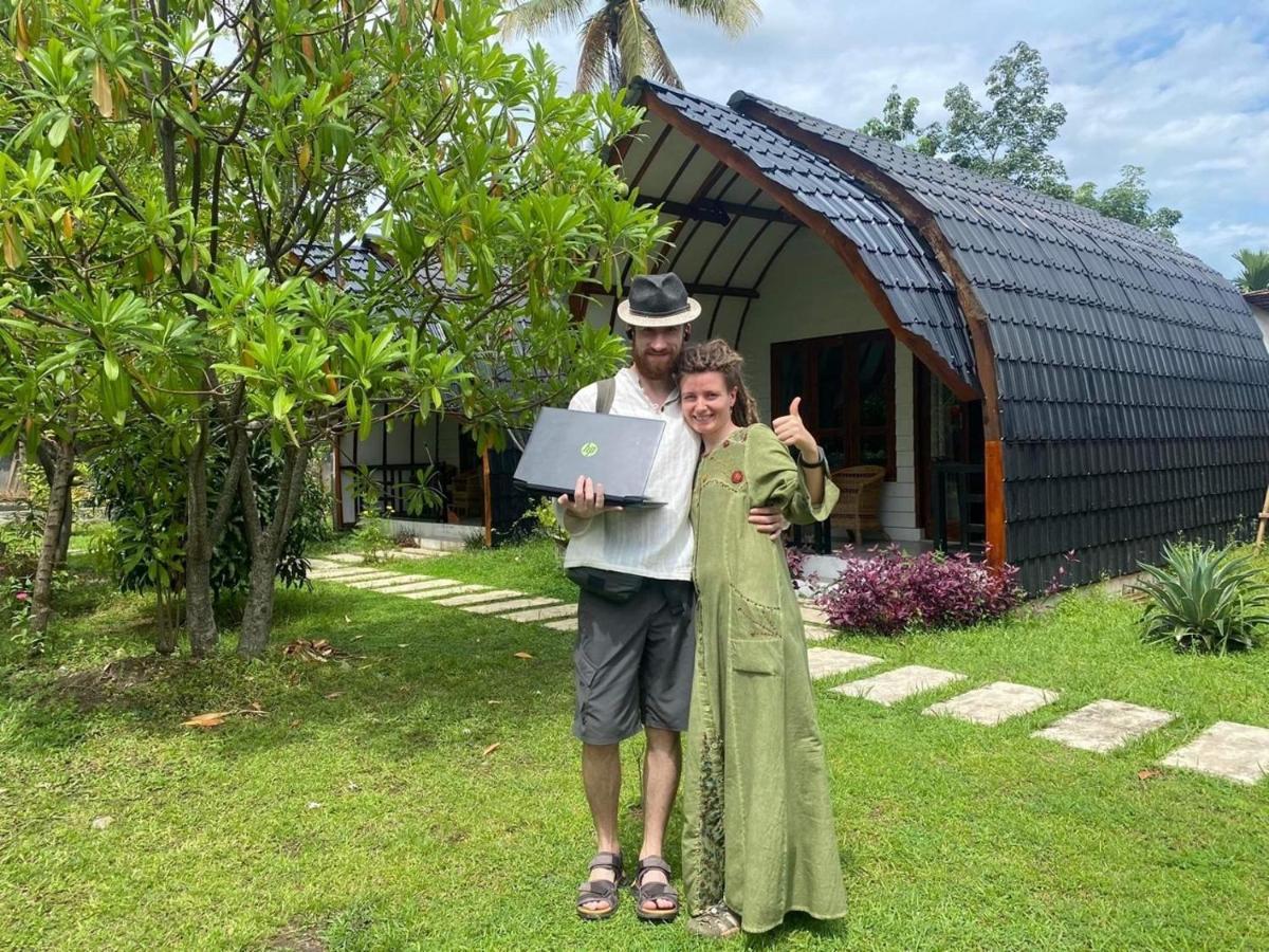 Gino'S Place - Guest House & Jungle Trekking Bukit Lawang Εξωτερικό φωτογραφία