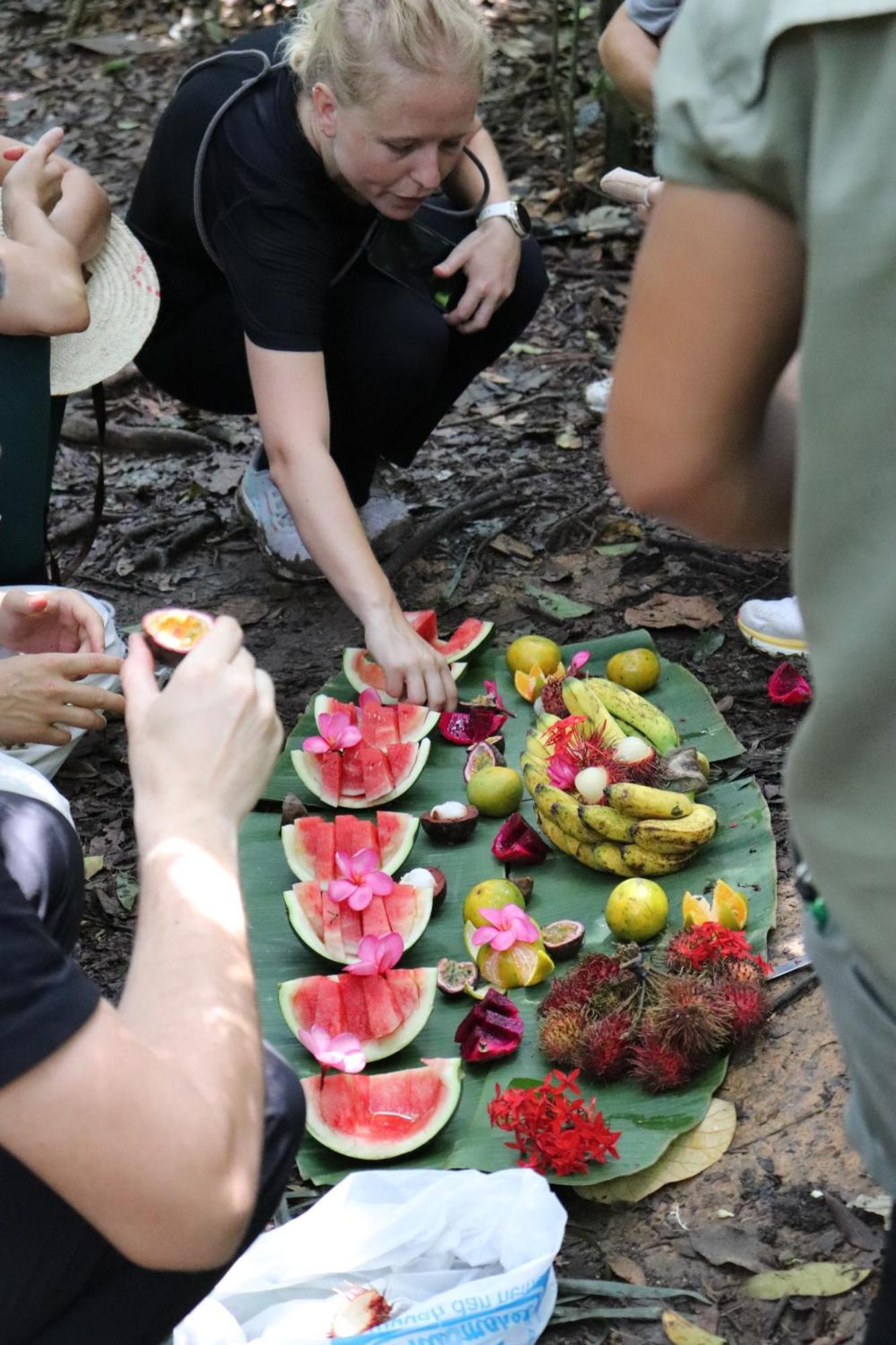 Gino'S Place - Guest House & Jungle Trekking Bukit Lawang Εξωτερικό φωτογραφία