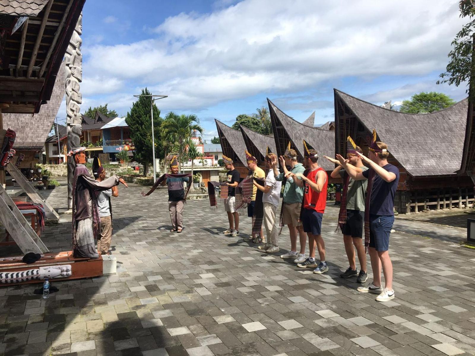 Gino'S Place - Guest House & Jungle Trekking Bukit Lawang Εξωτερικό φωτογραφία
